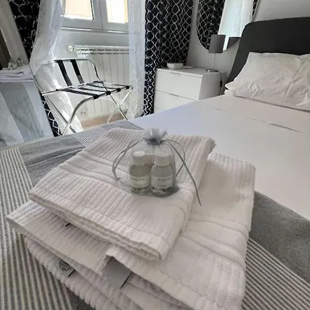 Apartment Vicolo Corto Centro Storico & Home-office *